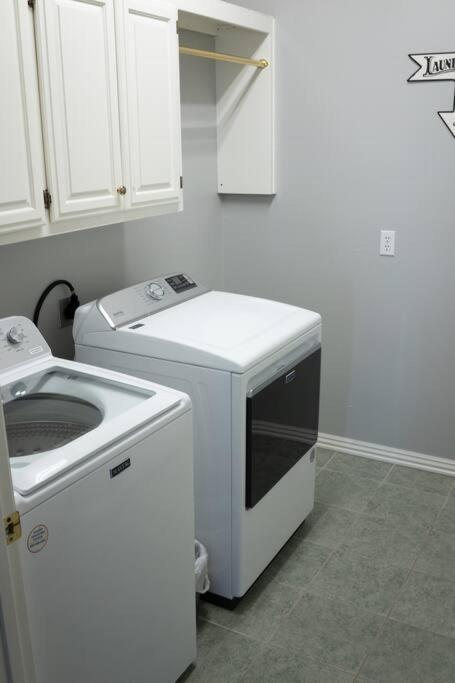Willa Walking Distance To Coler Mtn Bike - 3Br 2Ba Bentonville Zewnętrze zdjęcie