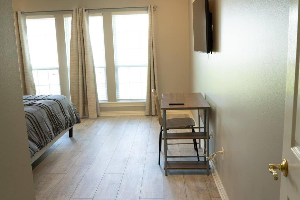 Willa Walking Distance To Coler Mtn Bike - 3Br 2Ba Bentonville Zewnętrze zdjęcie