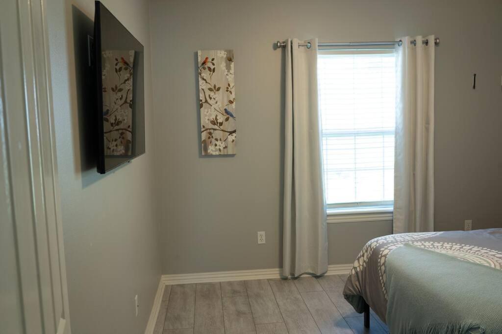 Willa Walking Distance To Coler Mtn Bike - 3Br 2Ba Bentonville Zewnętrze zdjęcie