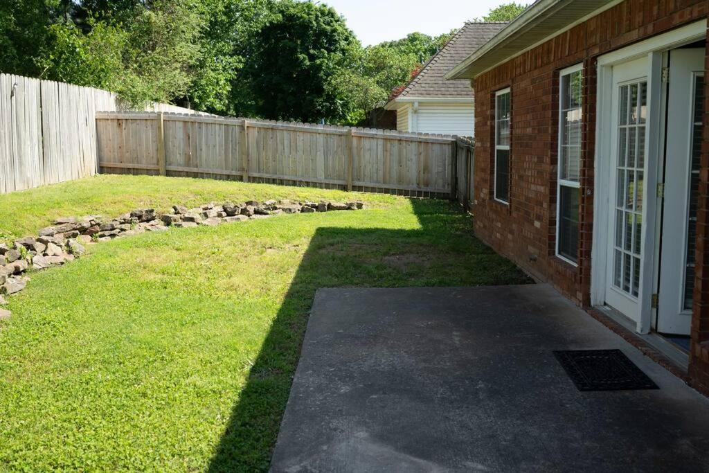 Willa Walking Distance To Coler Mtn Bike - 3Br 2Ba Bentonville Zewnętrze zdjęcie